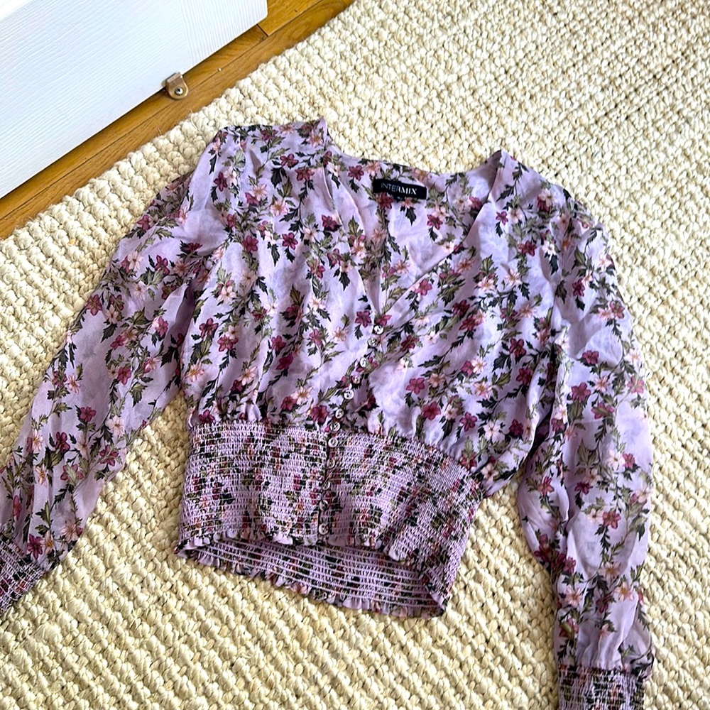 Cute intermix spring and summer top